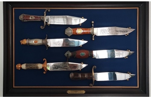 Bowie knife collection - collection, messer